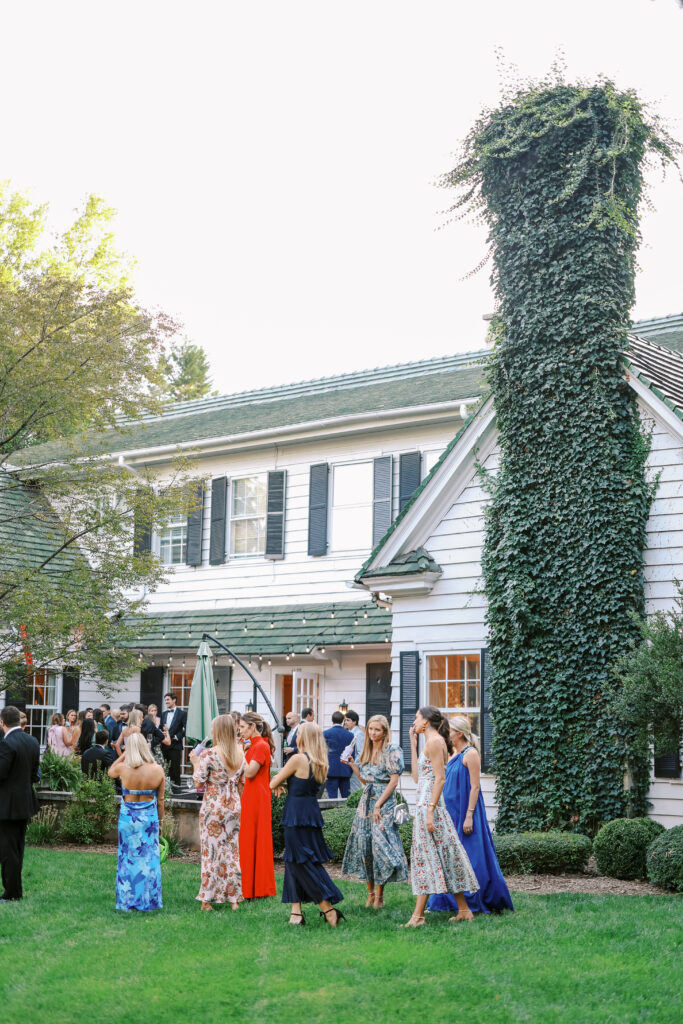 Wedding at The Morehead Inn in Charlotte NC classic style luxury wedding.