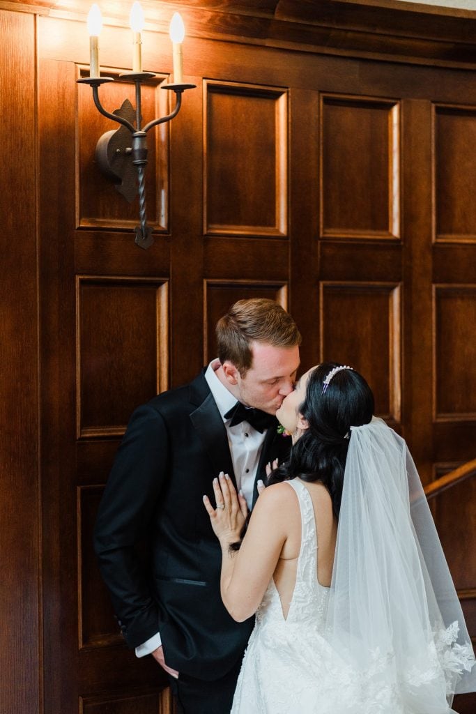CharlotteWeddingPhotographersNearMe_TheClubAtLongview_ParksPictures