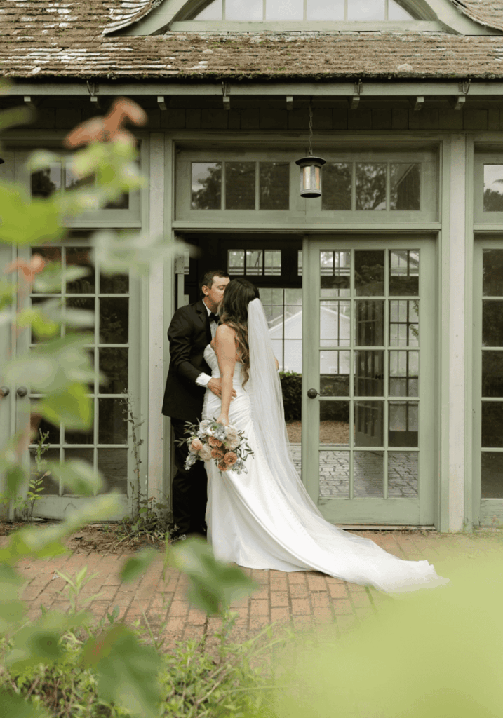 VanLandingham Estate Spring Wedding- Charlotte NC- Crafted Charm