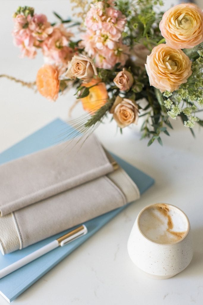 wedding planning- checklists, color pallets, decor selection, design