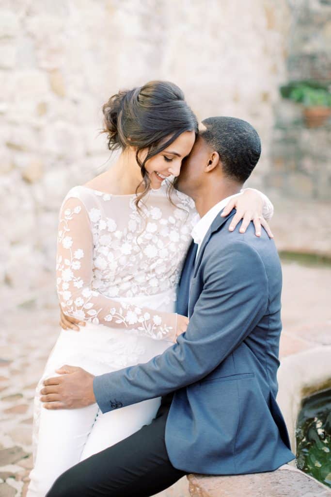 engagement photo session of couple portraits- historic estate